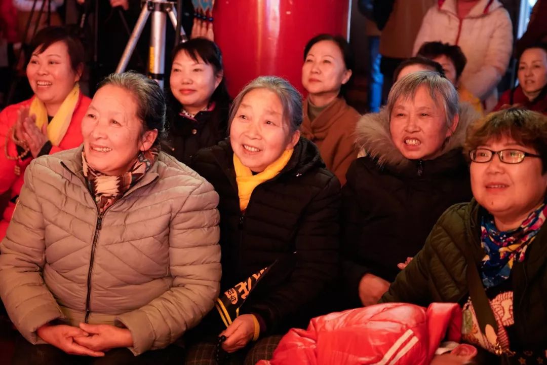 640-27.jpg 640-27.jpg