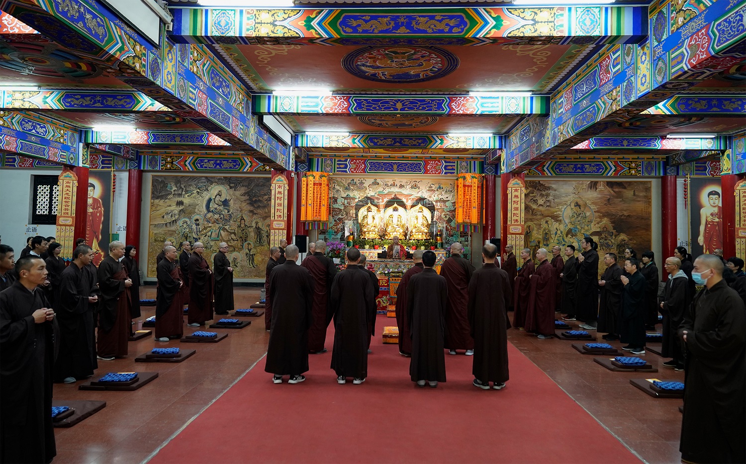 2 恭请宏琳法师上座主法.jpg